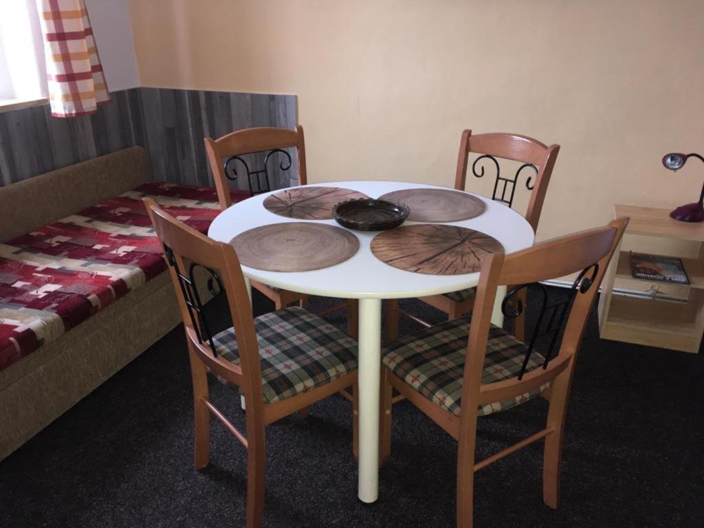 Apartmány Forest Kovářská Esterno foto